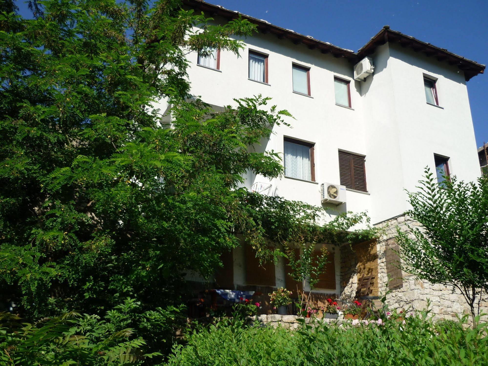 Pansion Villa Nur Mostar Exterior photo